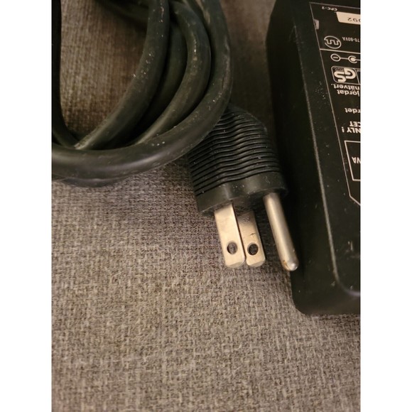 SUNNY Genuine SYS1097-4812 (91-57852) 12VDC AC Adapter Power Supply - Picture 5 of 9